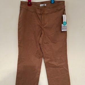 Lila Ryan tan pants size 12 NWT